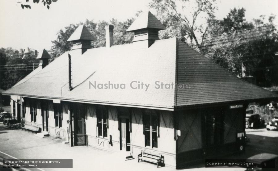 Postcard: Boston & Maine Railroad Station, Winchester, Massachusetts